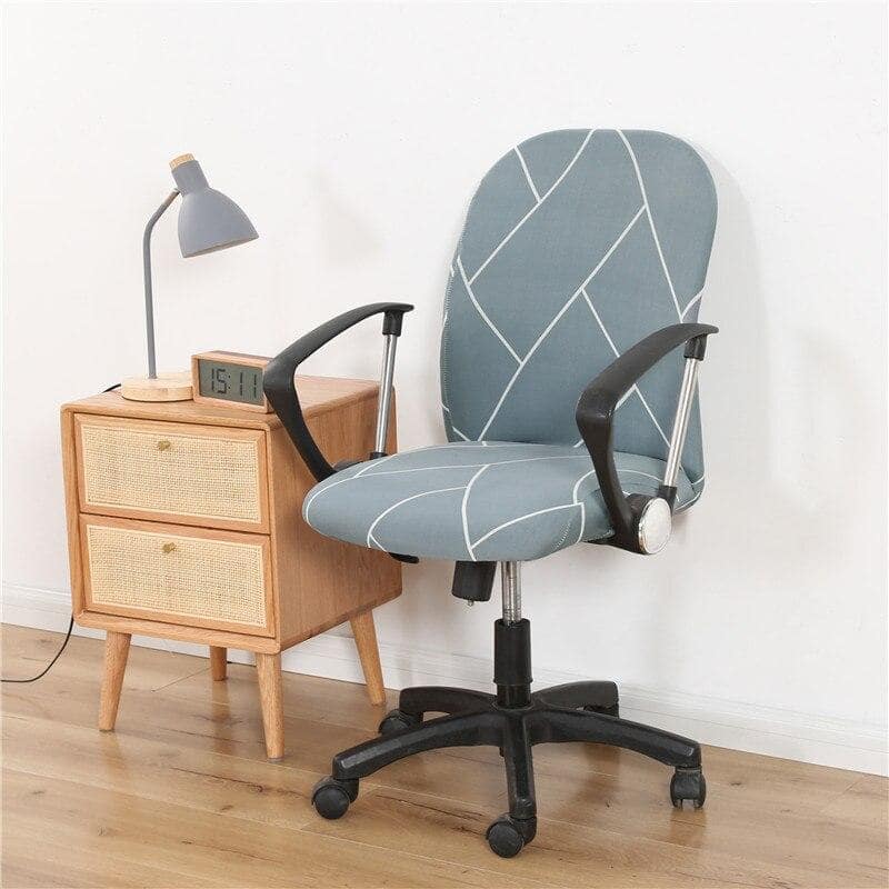 Sivý Poťah Na Kancelársku Stoličku S Bielymi Čiarami